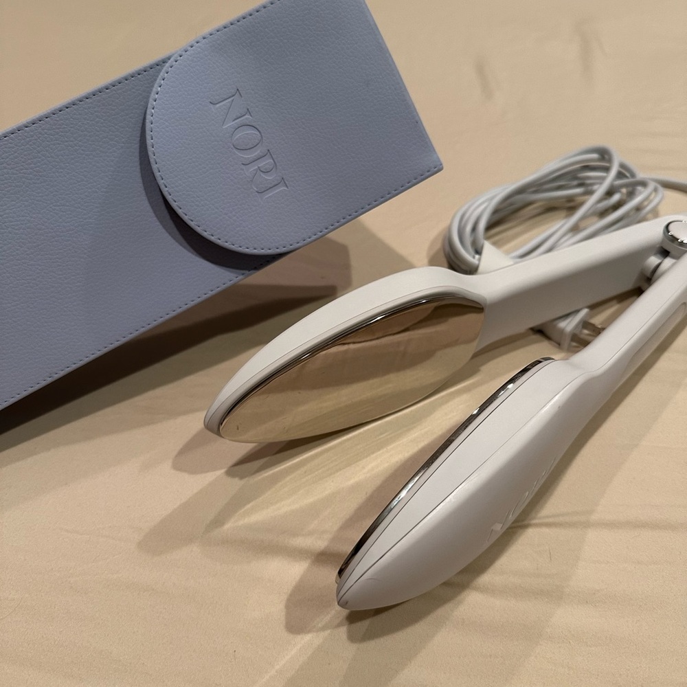 The Nori Press Steam Iron